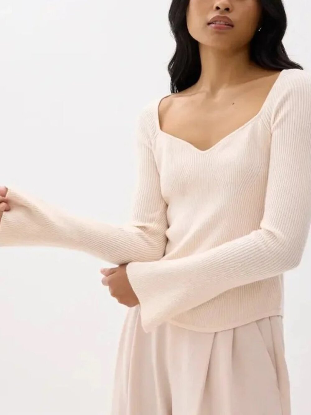 NWT Love Bonita Knit Fitted Sweetheart Top, Size L/US 8